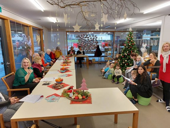 Weihnachtssingen_im_Farbtuepfle_am_21