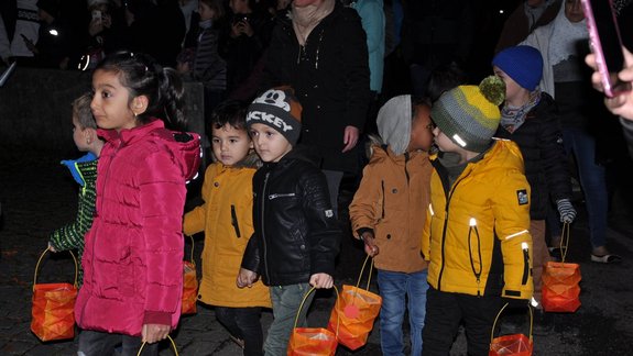 Pfarrkindergarten_Heilig_Kreuz_Martinsfeier_November_2022__8_