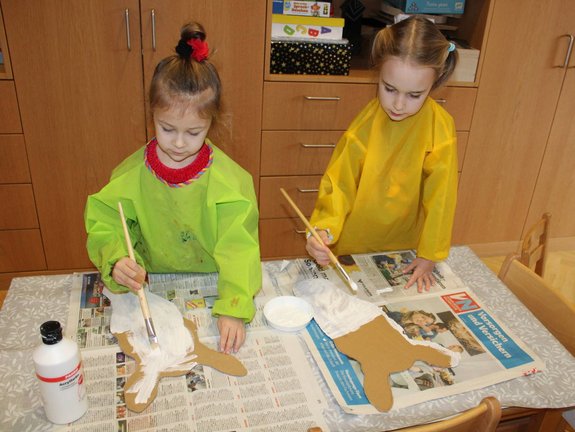 Kindergarten_Ausserbraz__Bastelarbeiten__September_2022-Februar_2023__4__01