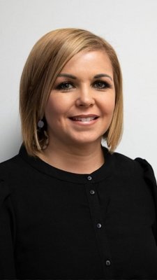 Nicole Dobler