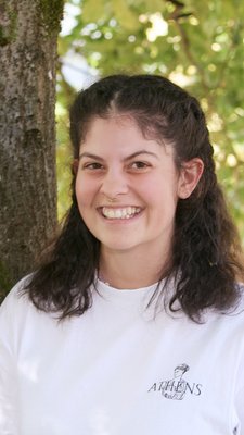 Jessica Stolz