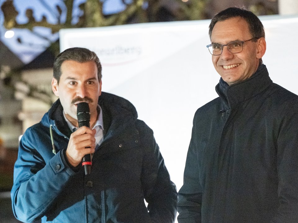 Illuminierung Weihnachtsbaumes 12918 image-44523