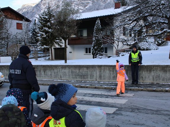 Kindergarten_Ausserbraz__Verkehrserziehung__7_12