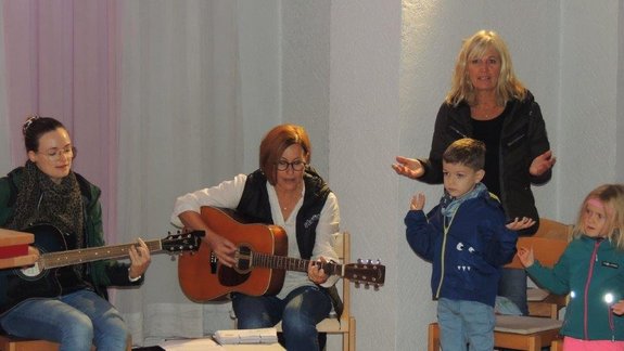Pfarrkindergarten_Heilig_Kreuz_Erntedankfeier_2022__76_