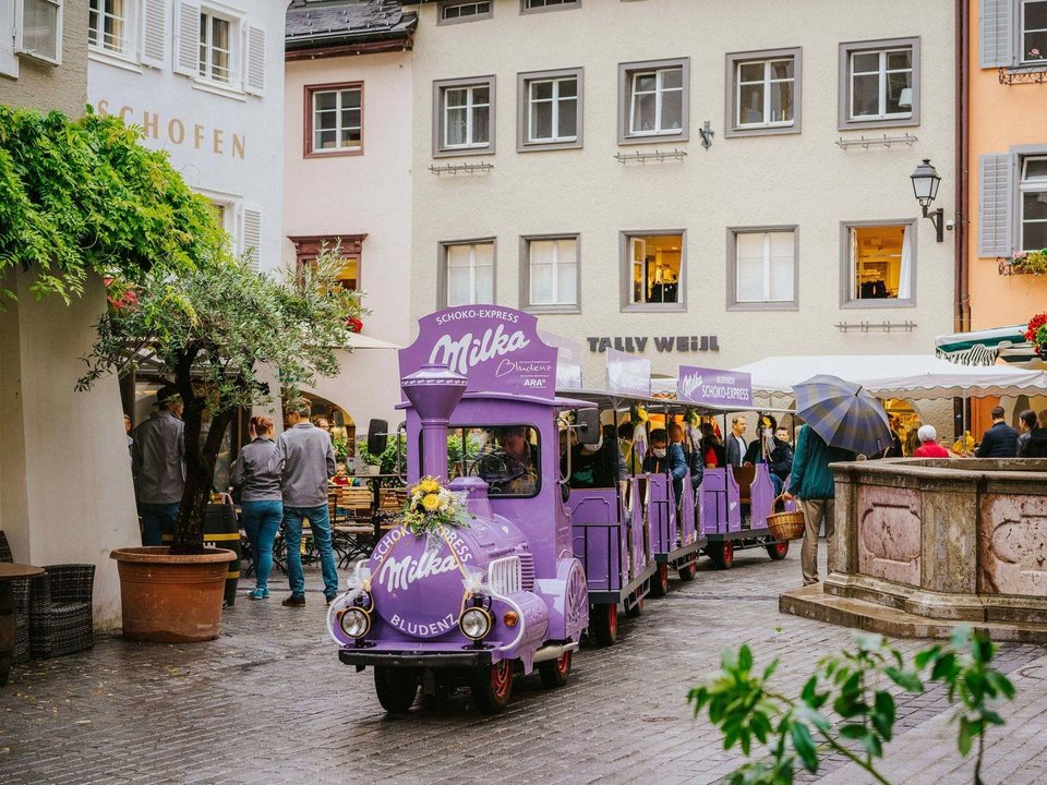 Das Milka Zügle dreht nun wieder seine Runden durch Bludenz.